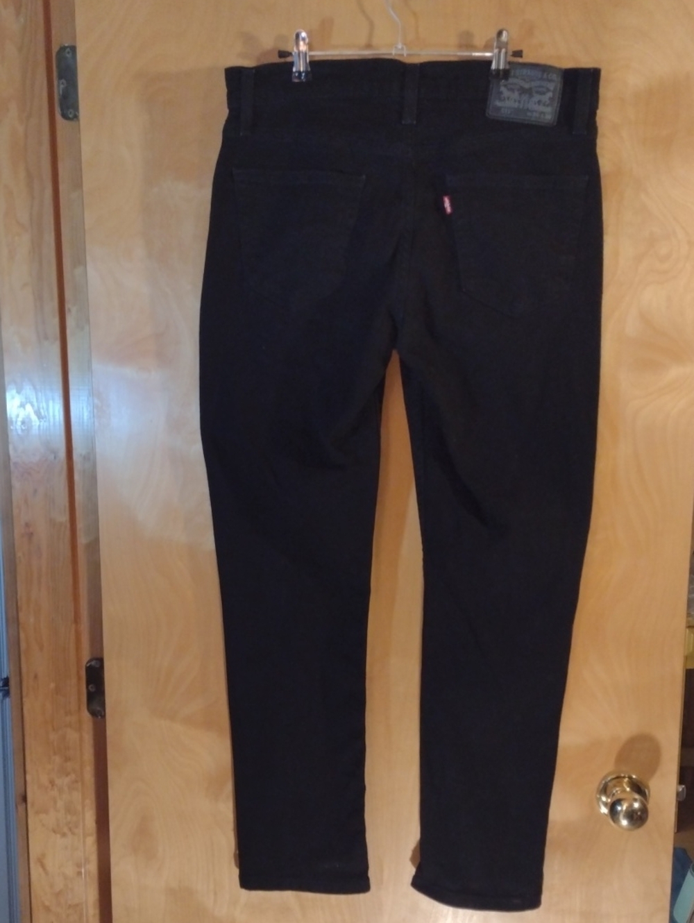 Levi's Men's Black Slim Fit Jeans